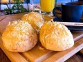 Po de Queijo com Parmeso